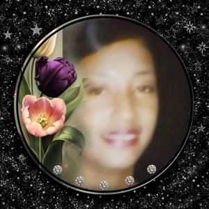 Meet your Posher, Leona